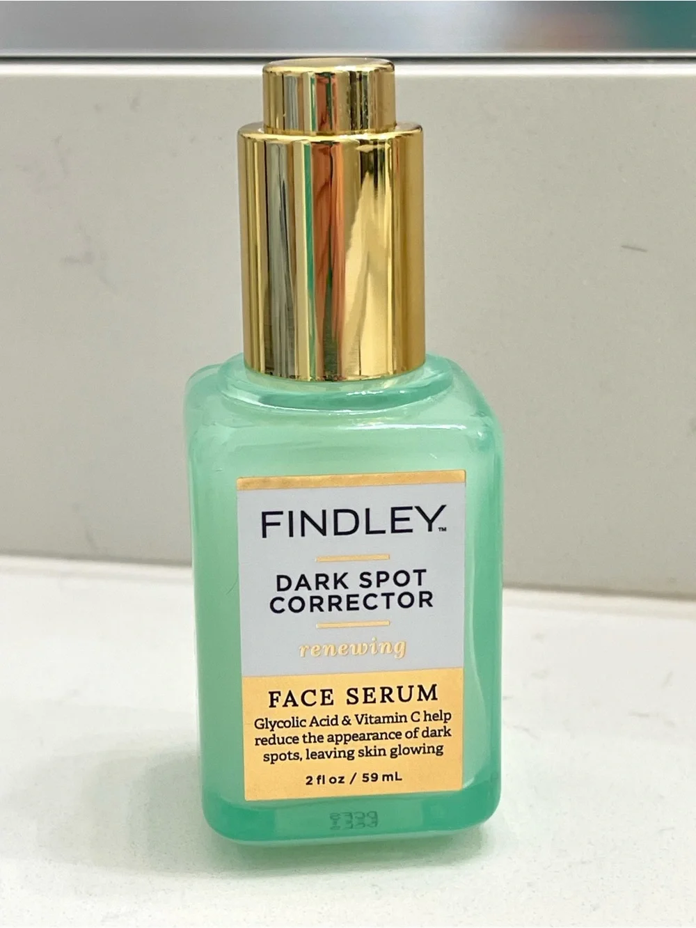 Finley Green and Gold Dark Spot Corrector Face Serum